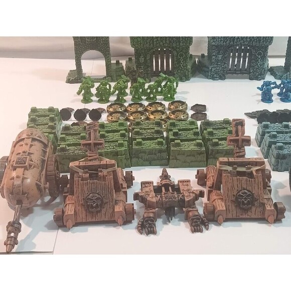 Battleground Crossbows & Catapults Starter Twin & Tower Attack Huge Lot - Picture 10 of 16